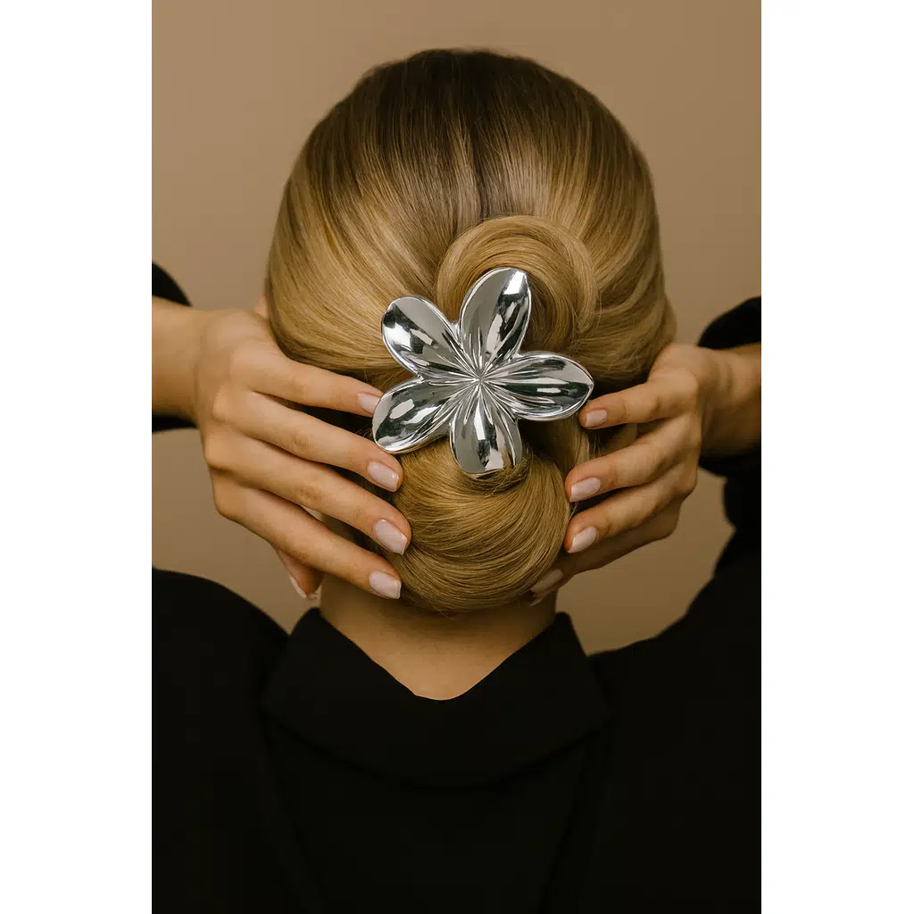 Gümüş Renk Lotus Toka 7 cm